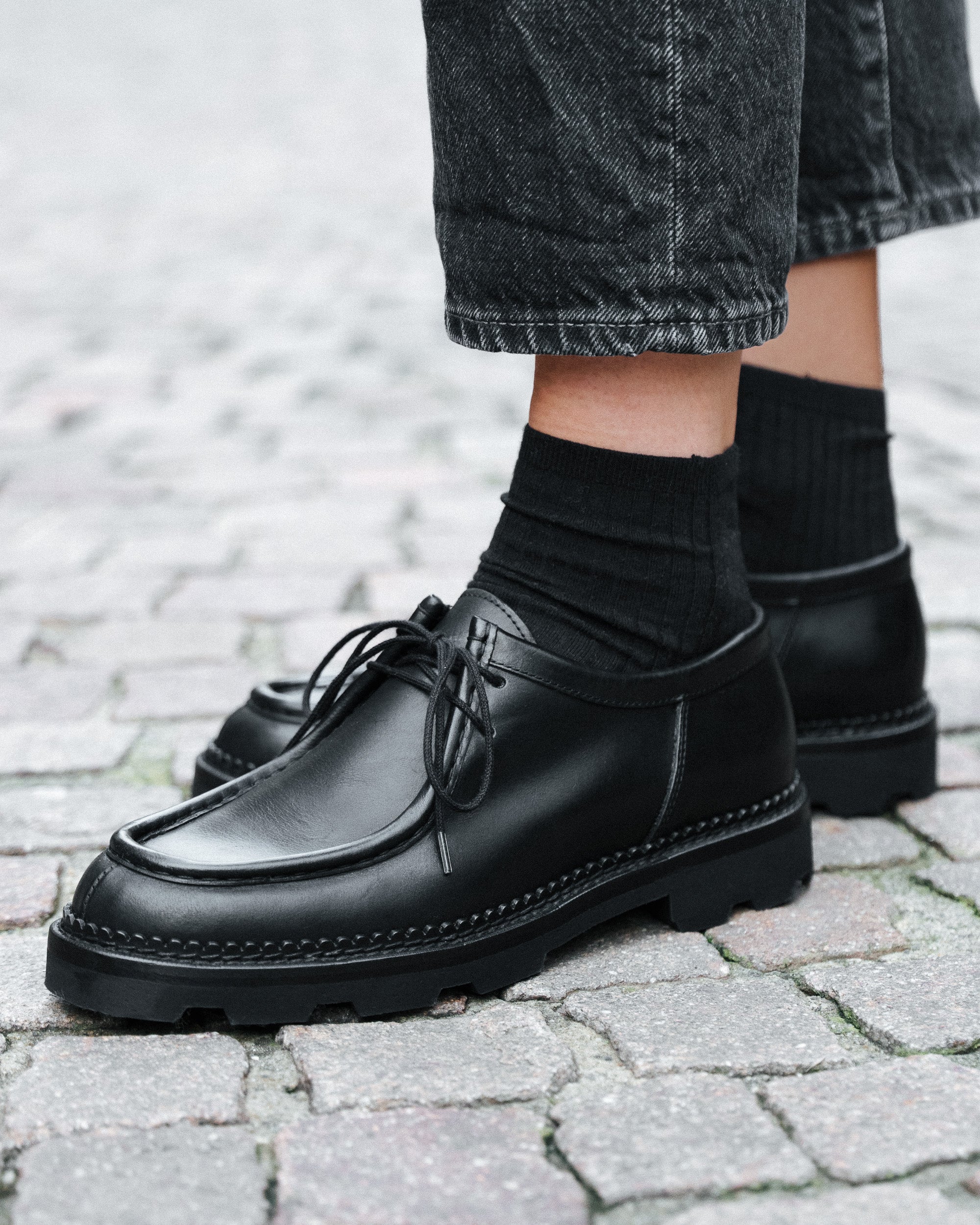 TIROLEAN LETHER DAD SHOES | CTHY