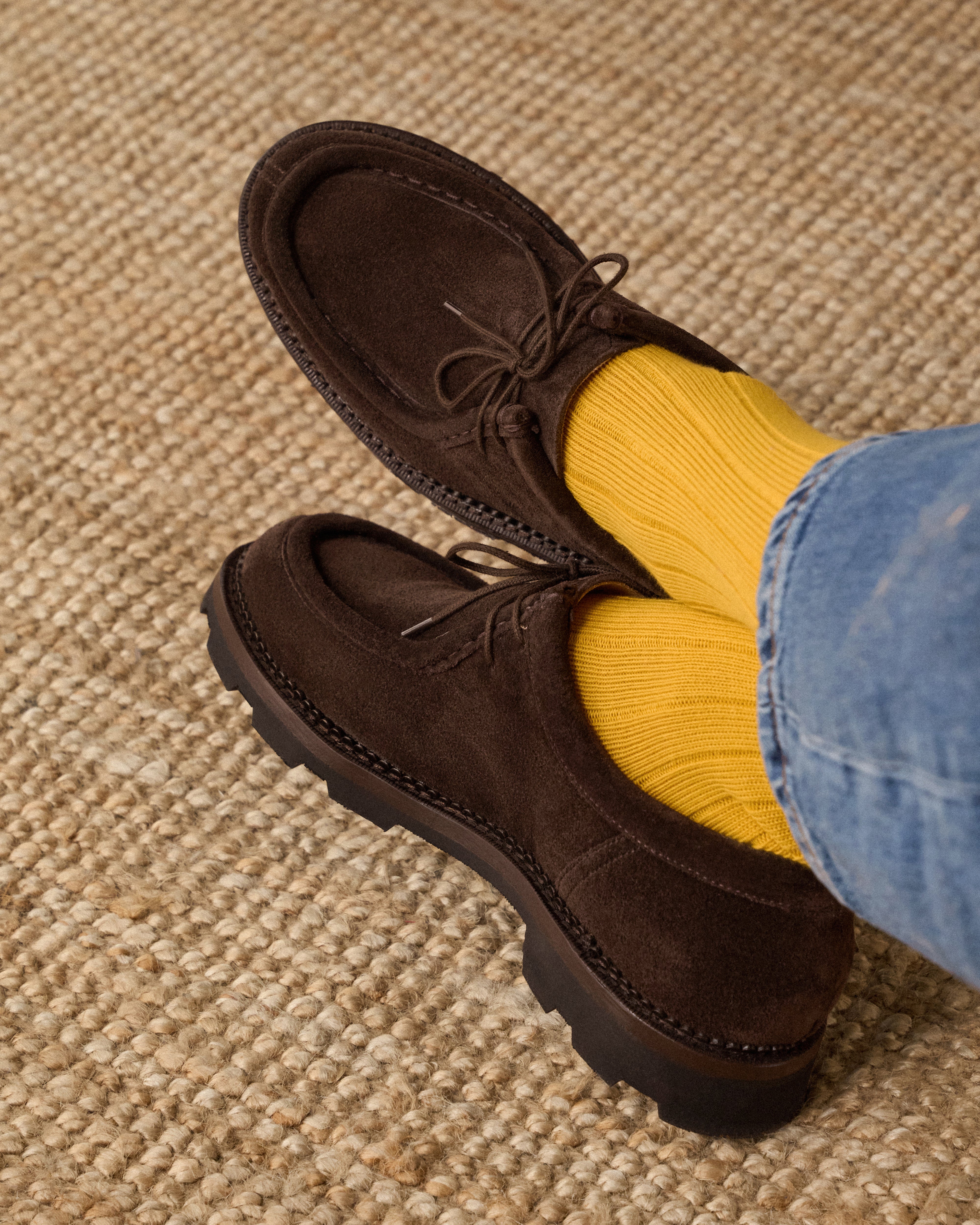 Brown vintage style suede leather shoes for her | Velasca display picture 1